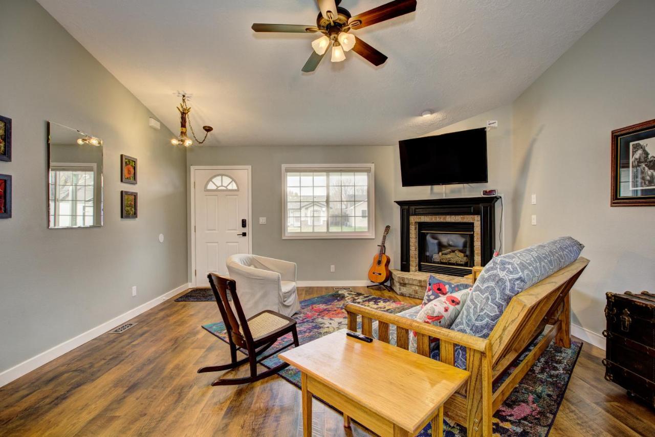 Hello Dolly! 3 Beds, 2 Bath, 2 Tv'S, Fireplace, Quiet Neighborhood In Star, Id Minutes From Walking Trails And River Views Eagle Exteriér fotografie